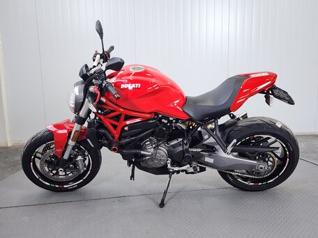 2020 Ducati Monster 821, красный, 799000 рублей, вид 5