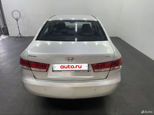 2007 Hyundai Sonata V (NF), серый, 500000 рублей - вид 5