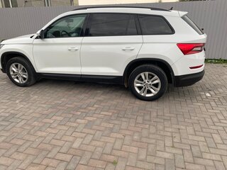 2019 Skoda Kodiaq I, белый, 2250000 рублей, вид 4