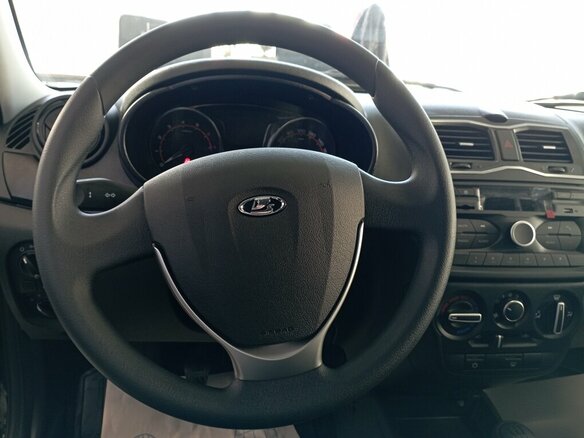 2026 Lada (ВАЗ) Granta I Рестайлинг, чёрный - вид 12