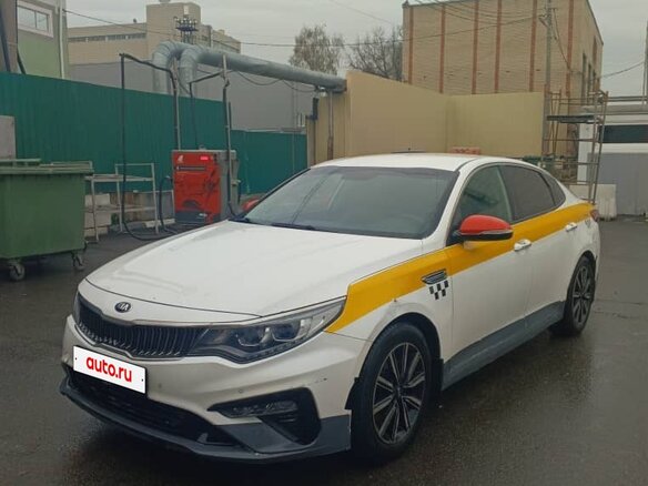 2018 Kia Optima IV Рестайлинг, белый, 860000 рублей - вид 7