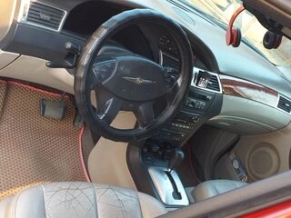 2003 Chrysler Pacifica CS, красный, 700000 рублей, вид 5