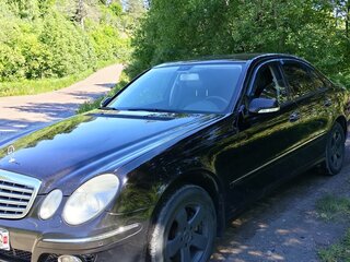 2006 Mercedes-Benz E-Класс 200 III (W211, S211) Рестайлинг, чёрный, 1000000 рублей, вид 4