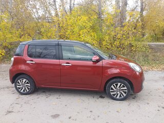 2021 Toyota Passo III Рестайлинг, красный, 1150000 рублей, вид 3