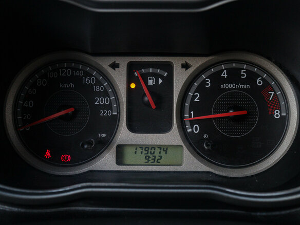 2007 Nissan Note I, бежевый - вид 21