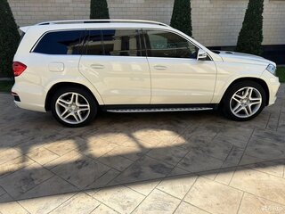 2012 Mercedes-Benz GL-Класс 550 II (X166), белый, 3800000 рублей, вид 1