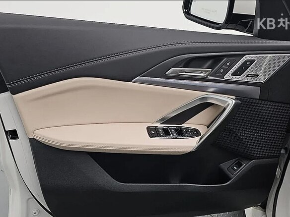 2023 BMW X1 18d sDrive III (U11/U12), белый, 3329911 рублей - вид 8