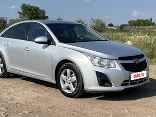 2013 Chevrolet Cruze I Рестайлинг, серебристый, 830000 рублей, вид 2