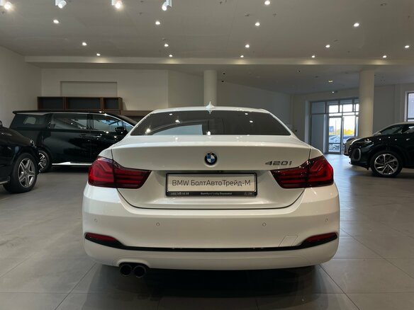 2019 BMW 4 серии 420i F32/F33/F36 Рестайлинг, белый, 2898000 рублей - вид 4