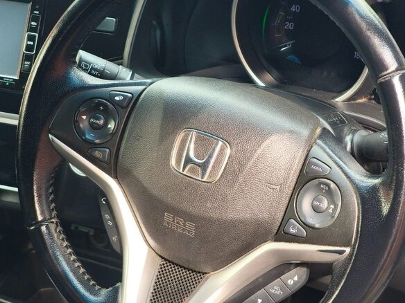 2018 Honda Fit III Рестайлинг, серый, 1350000 рублей - вид 23
