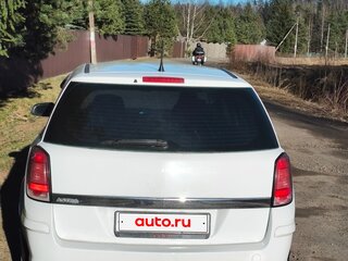 2006 Opel Astra H, белый, 310000 рублей, вид 5