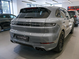 2026 Porsche Cayenne III Рестайлинг, серый, 21500000 рублей, вид 5