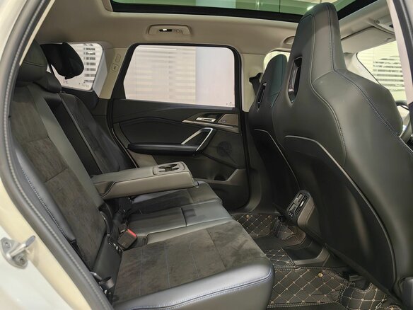 2025 BMW X1 Long 25Li xDrive III (U11/U12), белый, 6150000 рублей - вид 11
