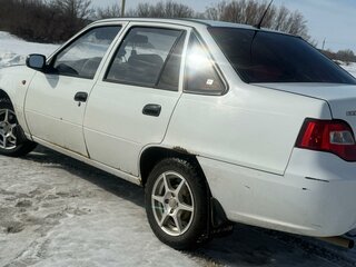2010 Daewoo Nexia I Рестайлинг, белый, 160000 рублей, вид 4