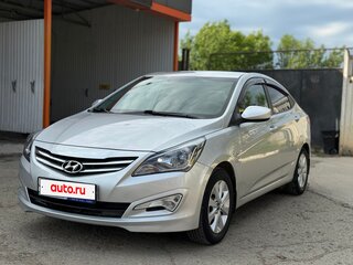 2016 Hyundai Solaris I Рестайлинг, серебристый, 1200000 рублей, вид 1