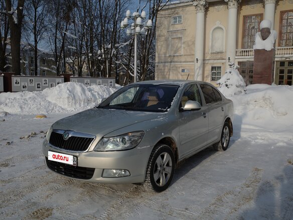 2012 Skoda Octavia II (A5) Рестайлинг, серебристый, 990000 рублей