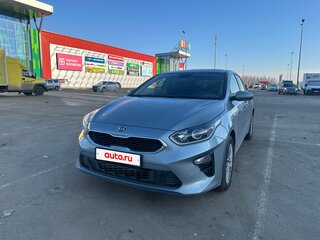 2018 Kia Ceed III, серебристый, 1450000 рублей, вид 2