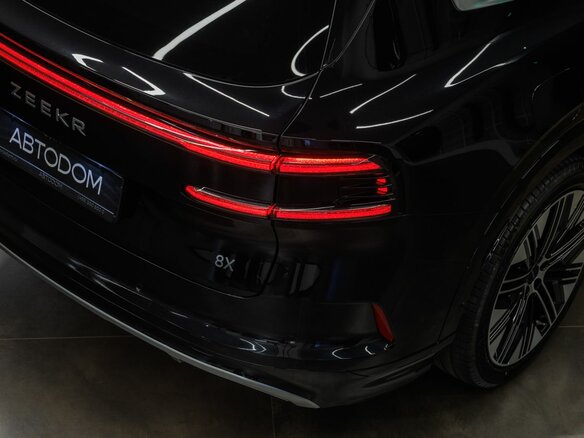 2026 Zeekr 8X 70 kWh, чёрный, 12148000 рублей - вид 11