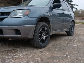 2003 Mitsubishi Outlander I, серый, 600000 рублей, вид 2