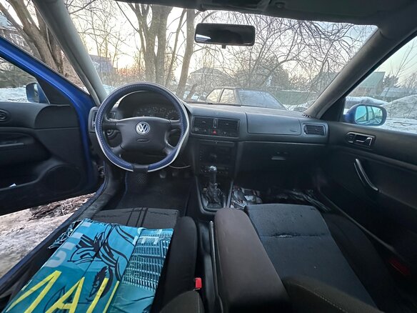 1998 Volkswagen Golf IV, синий, 215000 рублей - вид 7