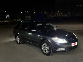 2012 Skoda Octavia II (A5) Рестайлинг, серый, 850000 рублей, вид 3