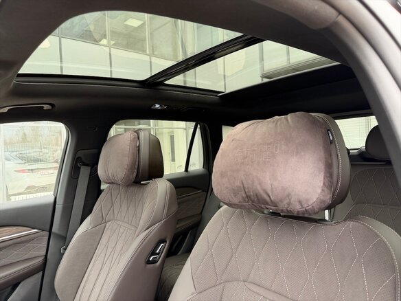 2025 Geely Monjaro (Xingyue L) I Рестайлинг 2 (China Market), белый - вид 22