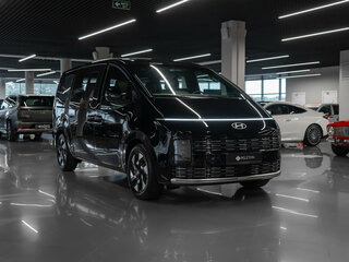 2026 Hyundai Staria I Рестайлинг, чёрный, 7400000 рублей, вид 2