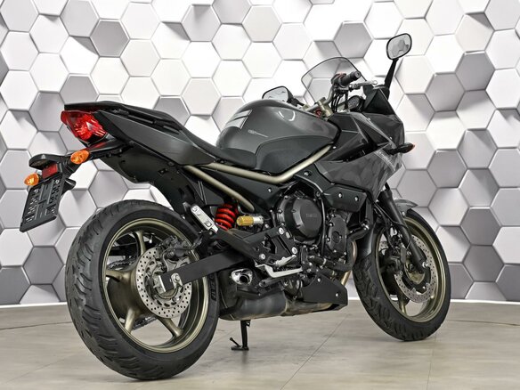 2012 Yamaha XJ6 (FZ6R), серый, 525000 рублей - вид 6