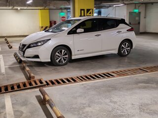 2019 Nissan Leaf II (ZE1), белый, 2200000 рублей, вид 1