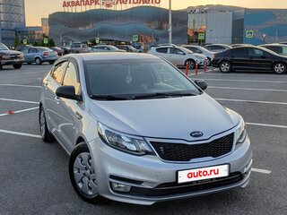 2016 Kia Rio III Рестайлинг, серебристый, 1170000 рублей, вид 5