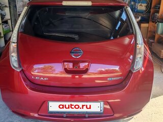 2016 Nissan Leaf 30kWh I (ZE0/AZE0), красный, 1250000 рублей, вид 4