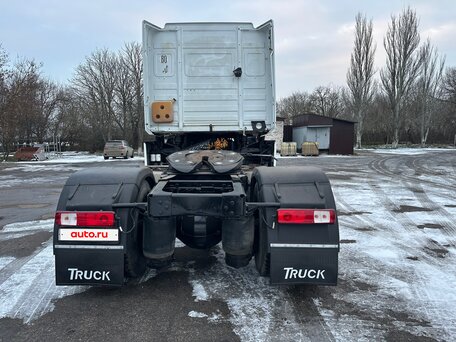 2004 Renault Magnum, белый, 999999 рублей, вид 5
