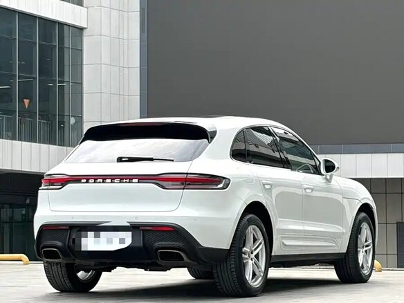 2022 Porsche Macan I Рестайлинг 2, белый - вид 3