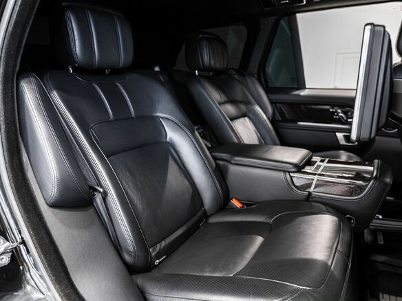 2019 Land Rover Range Rover Long IV Рестайлинг, чёрный, 9100000 рублей - вид 16