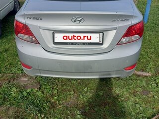 2014 Hyundai Solaris I, серебристый, 700000 рублей, вид 3
