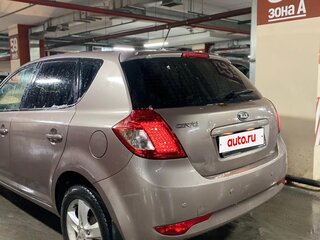 2010 Kia Ceed I Рестайлинг, бежевый, 640000 рублей, вид 5