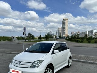 2004 Toyota Ist I, белый, 550000 рублей, вид 1