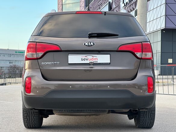 2018 Kia Sorento II Рестайлинг, бежевый, 2097000 рублей - вид 27