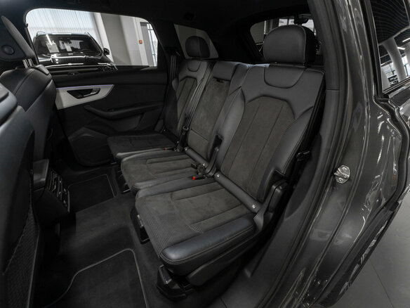2021 Audi Q7 45 TDI II (4M) Рестайлинг, серый, 6700000 рублей - вид 11