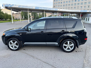 2007 Mitsubishi Outlander II, чёрный, 690000 рублей, вид 3