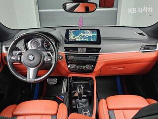 2022 BMW X2 sDrive18i I (F39), голубой, 2850000 рублей, вид 5