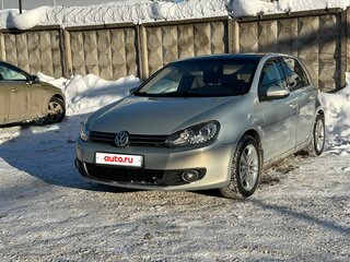 2011 Volkswagen Golf VI, бежевый, 650000 рублей, вид 1