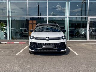 2026 Volkswagen Tiguan L Pro III (China Market), белый, 4900000 рублей, вид 2