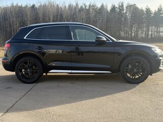 2020 Audi Q5 45 TFSI II (FY), чёрный, 3000000 рублей, вид 5