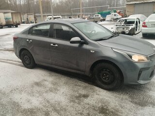 2017 Kia Rio IV, серый, 999999 рублей, вид 3