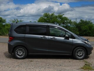 2010 Honda Freed I, серый, 870000 рублей, вид 4