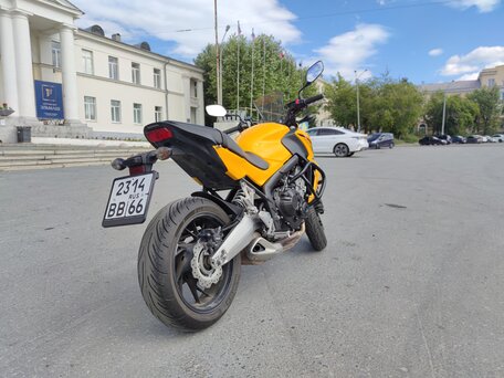 2014 Honda CB 650F, жёлтый, 550000 рублей, вид 5