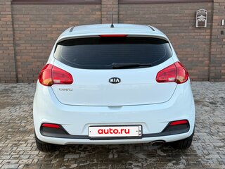 2014 Kia Ceed II, белый, 740000 рублей, вид 4