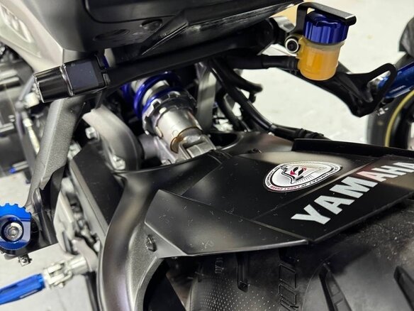 2015 Yamaha MT-09 (FZ-09), синий, 800000 рублей - вид 10