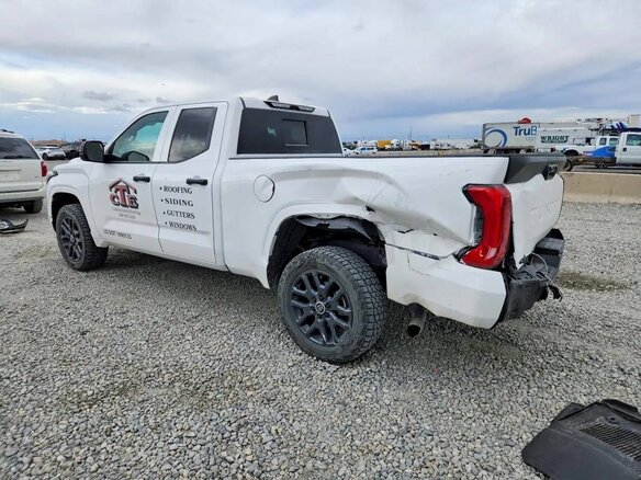 2024 Toyota Tundra Double Cab III, белый, 4450000 рублей - вид 2